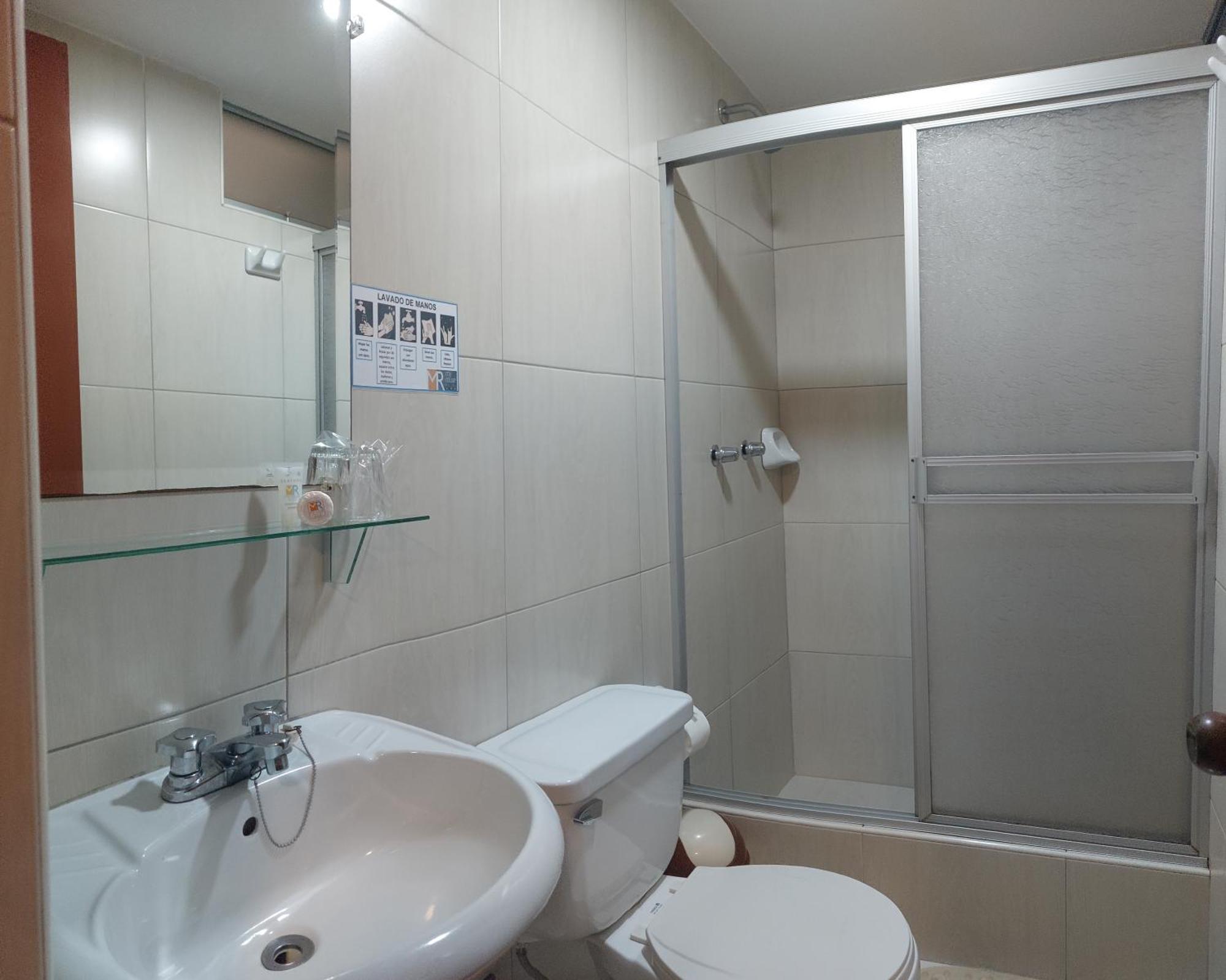 My Rouse Hotel تشيكلايو المظهر الخارجي الصورة